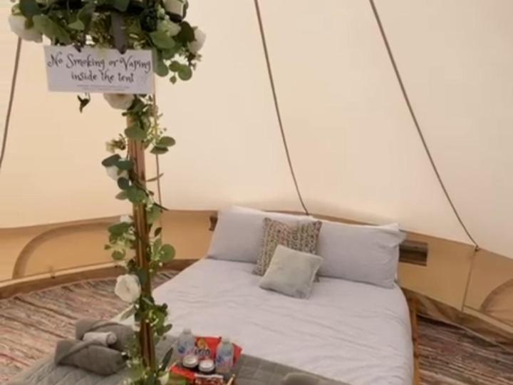 Fairy Hill At Rosemount Glamping Tente de luxe *
